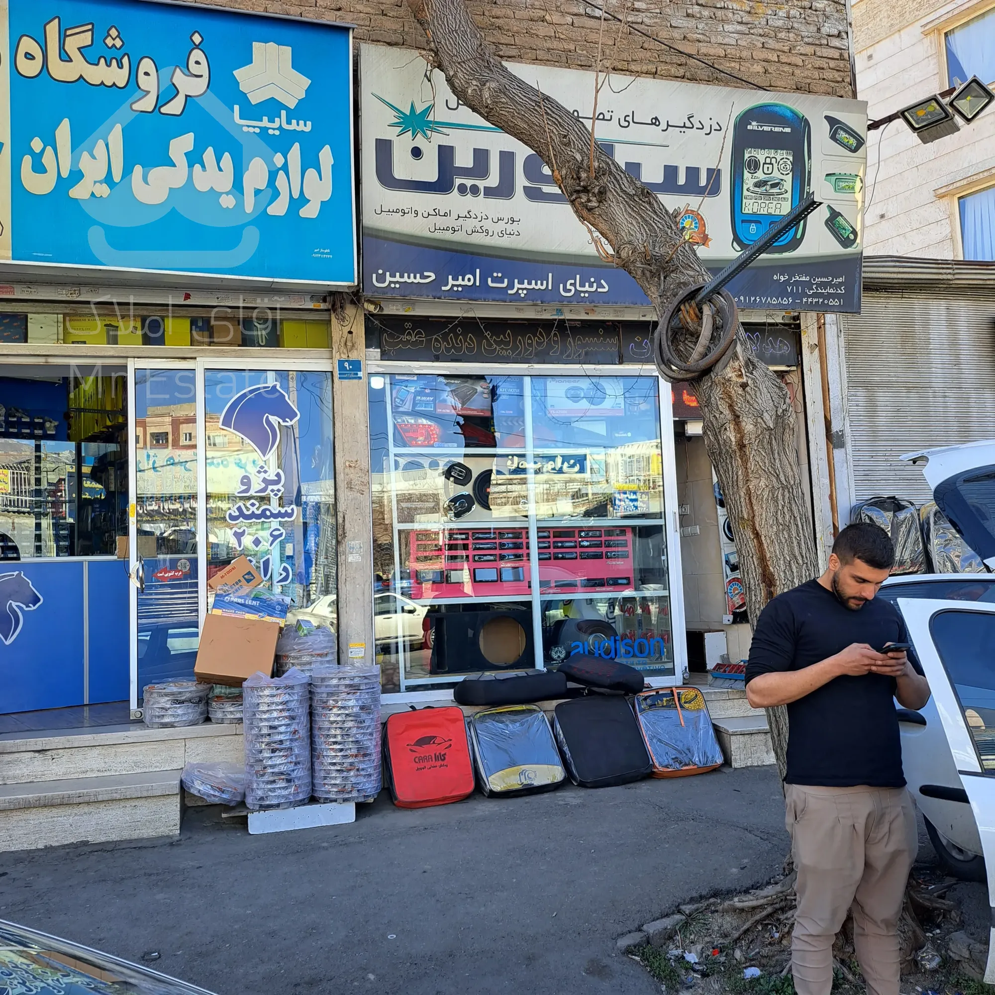 ۳۰ متر مغازه بر اصلی شهرزیبا کاشانی