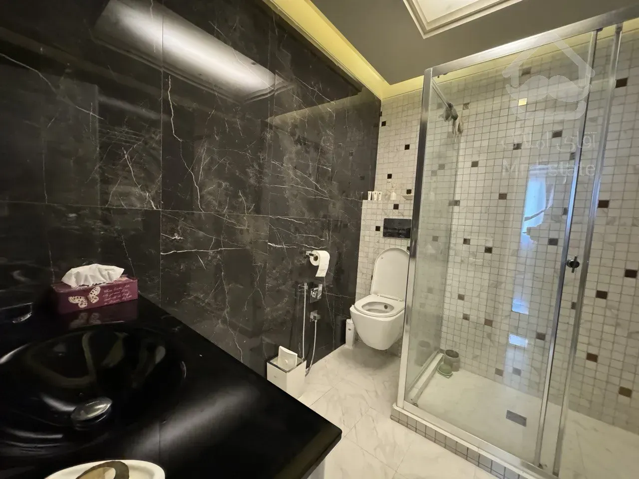 فروش آپارتمان ۲۰۵ متری در زعفرانیه