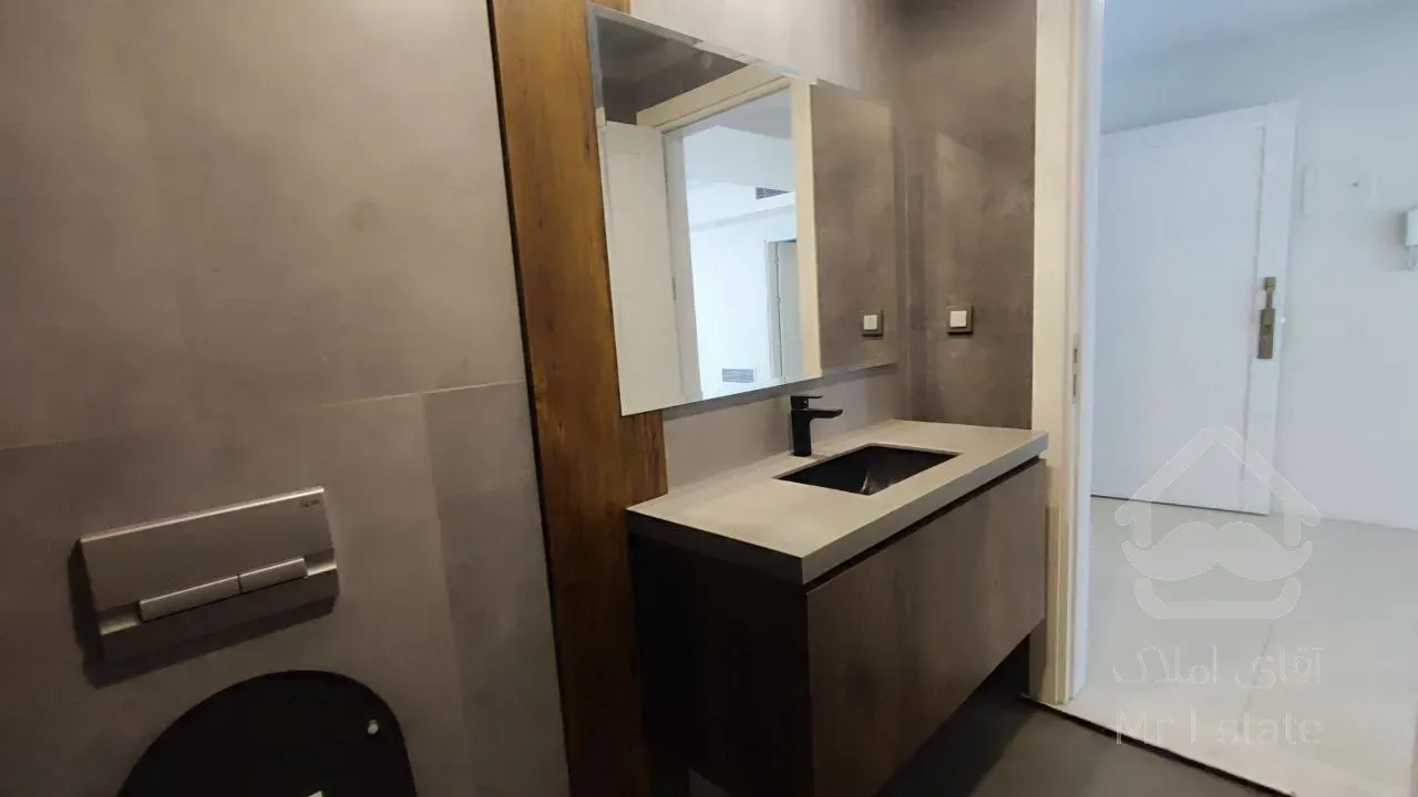 اداری جردن / ۱۳۰ متر / کلید نخورده