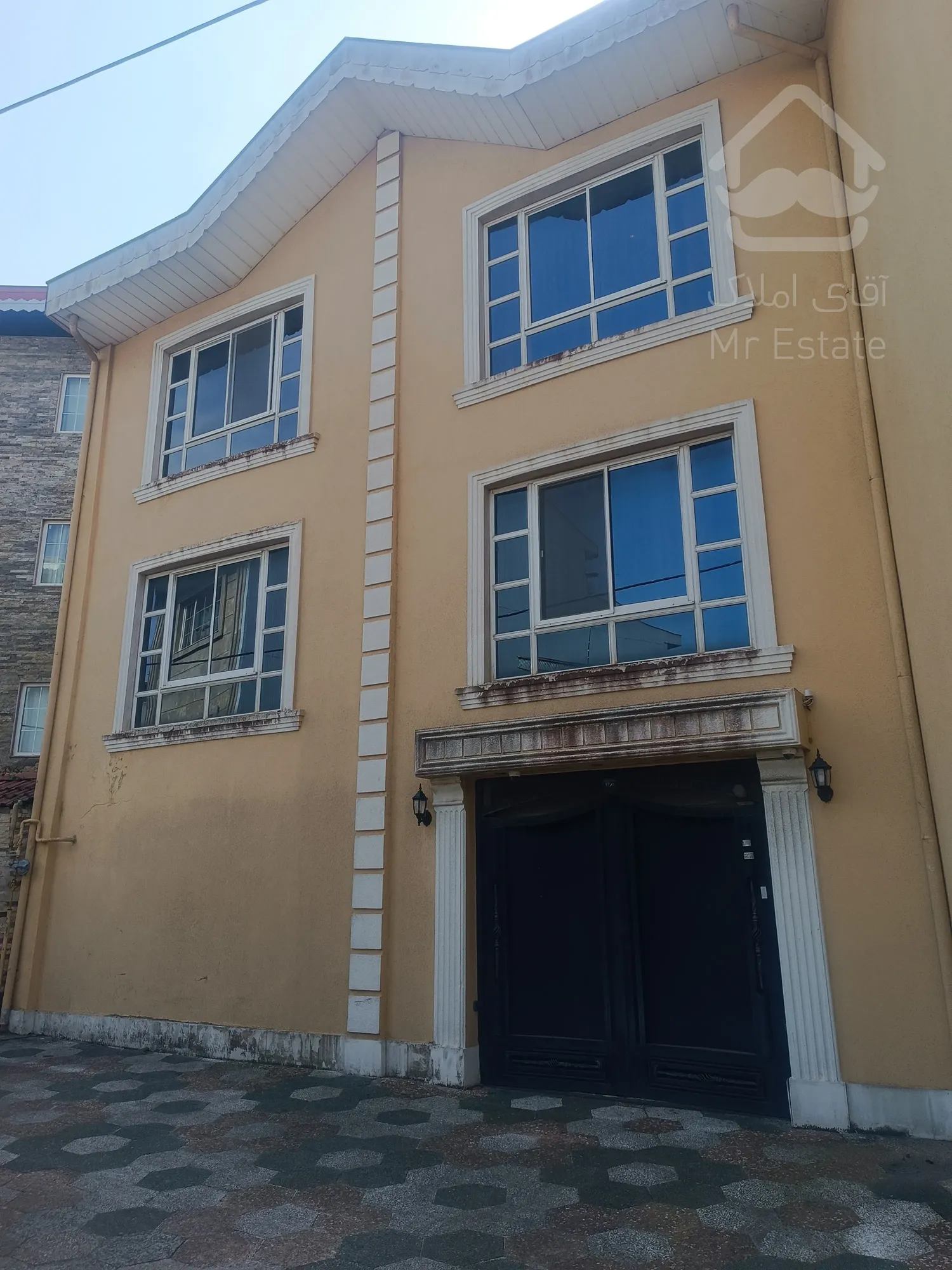 فروش ویلای دوبلکس ۱۸۰ متری در بندرانزلی