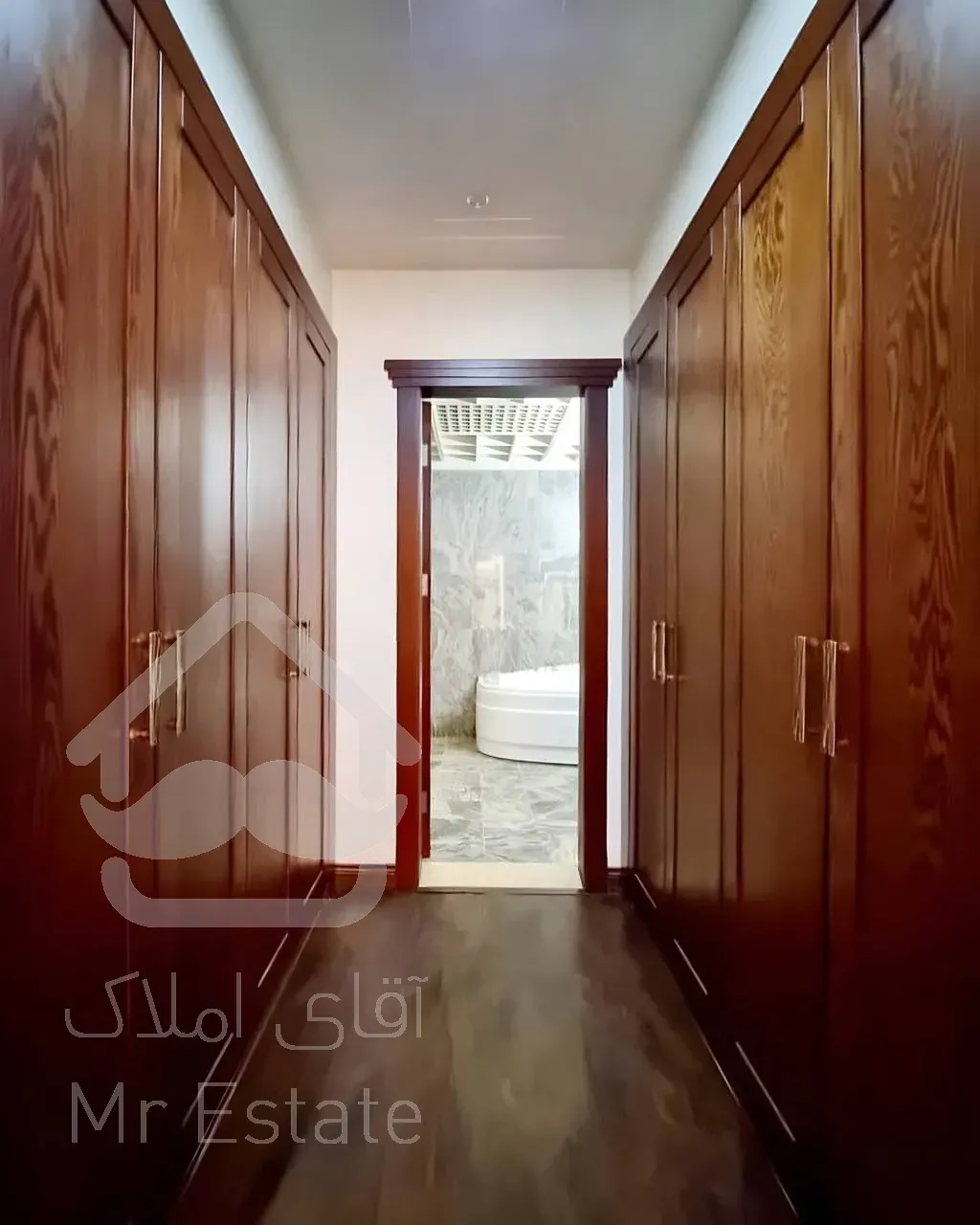 فروش آپارتمان ۱۶۰ متری در ولنجک