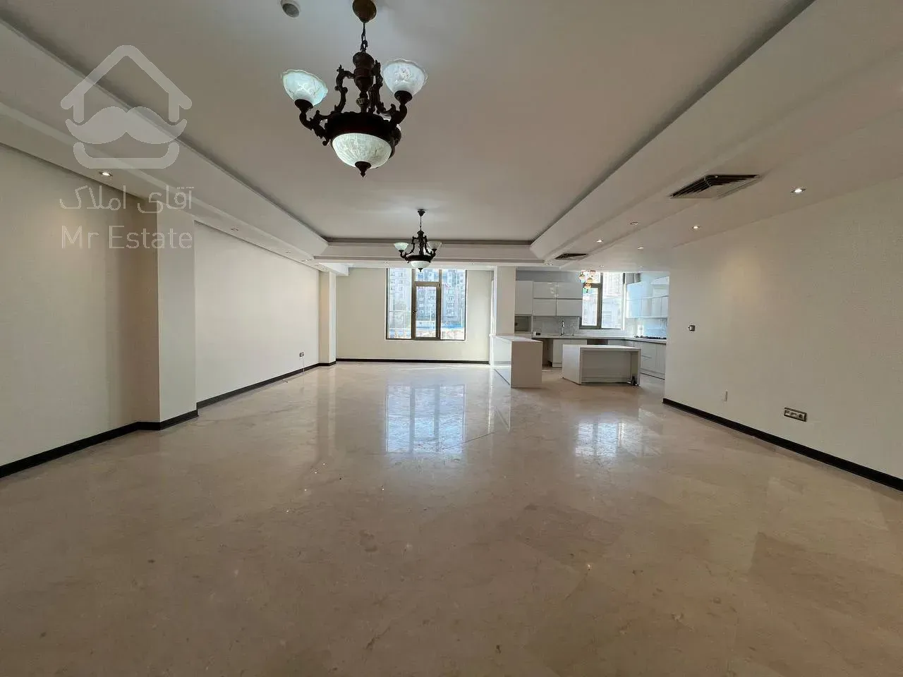 فروش آپارتمان ۲۰۰ متری در زعفرانیه