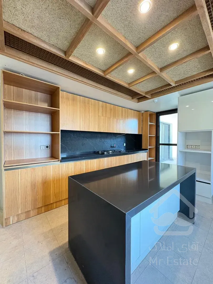 رهن آپارتمان ۳۵۰ متری در محمودیه