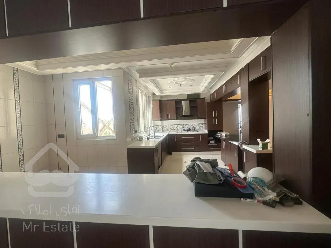 رهن آپارتمان ۱۸۵ متری در زعفرانیه