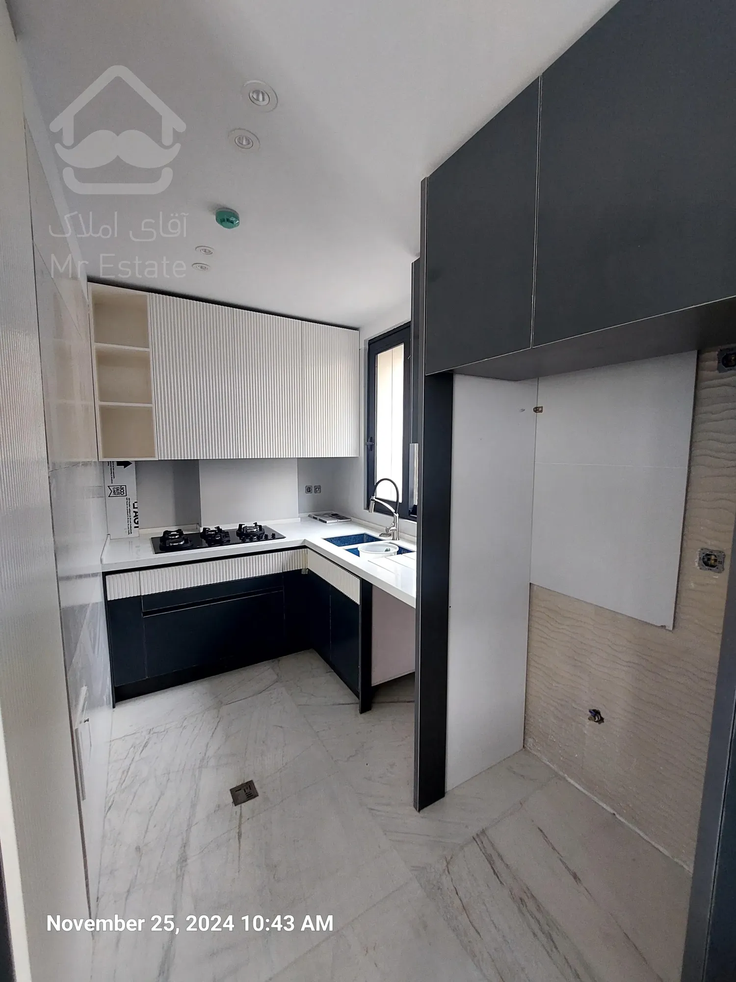 فروش آپارتمان مسکونی ۸۰ متری ۲ خواب نوساز ظفر