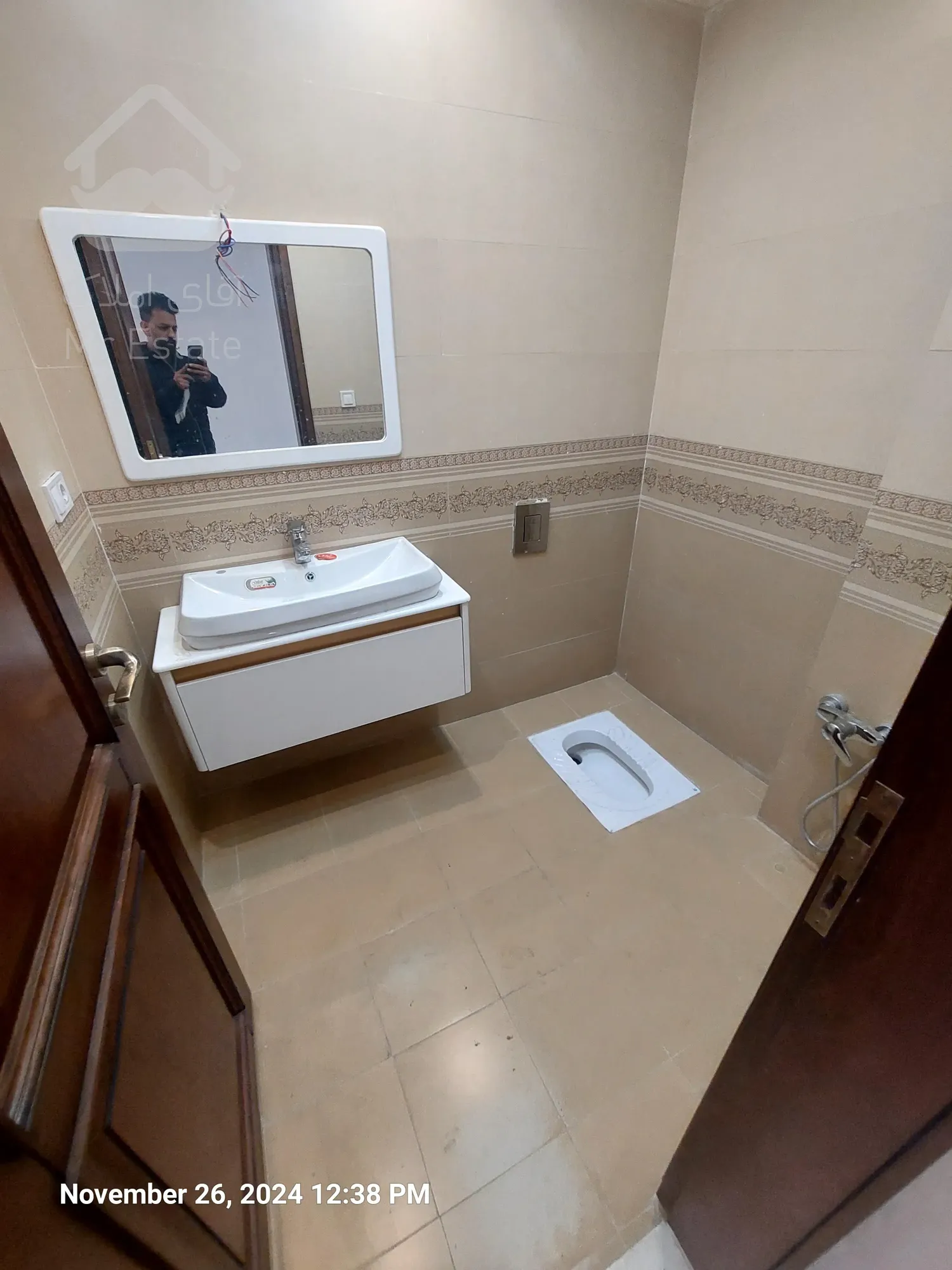 فروش آپارتمان مسکونی ۸۰ متری ۲ خواب نوساز ظفر