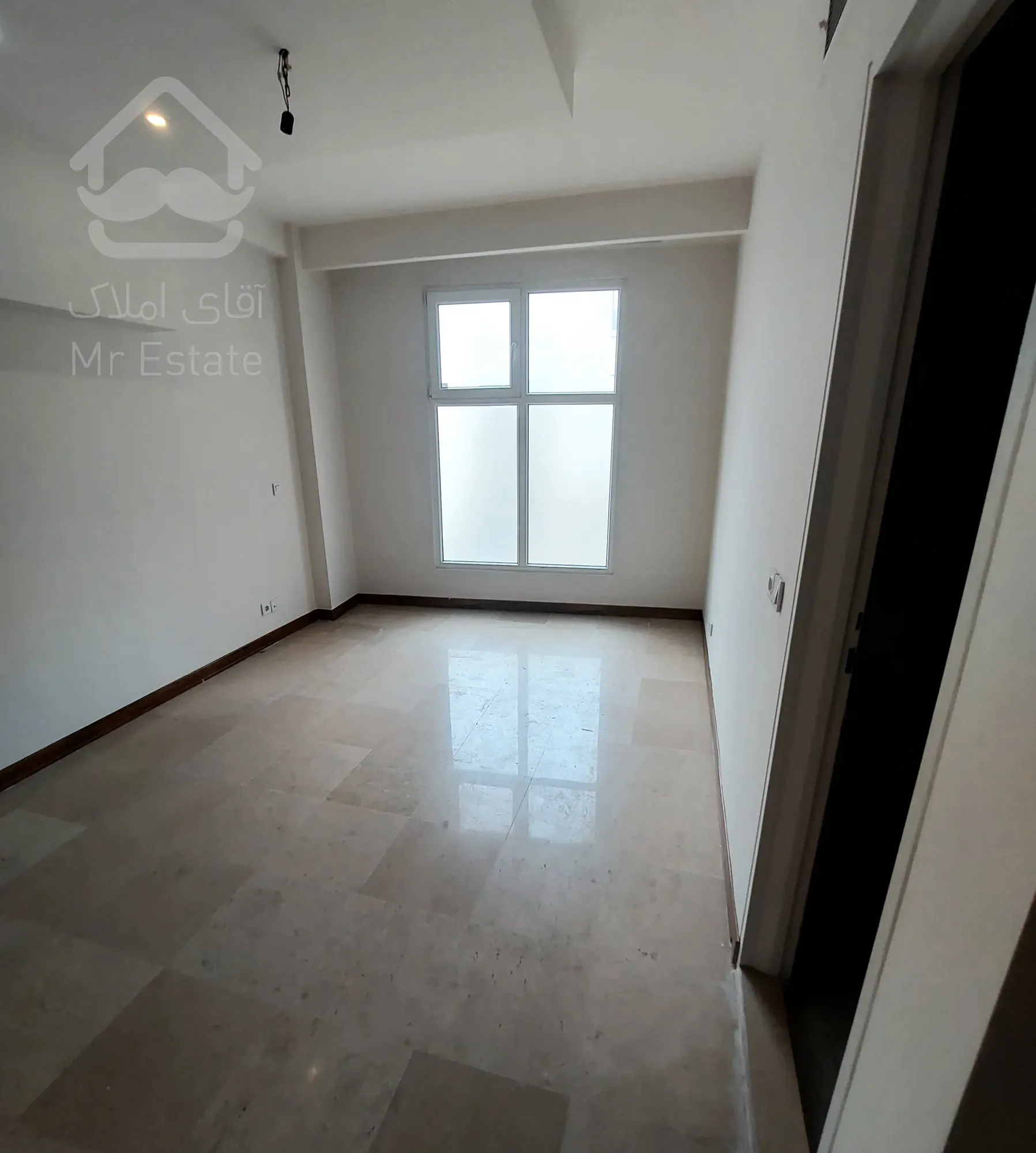 فروش آپارتمان مسکونی ۸۰ متری ۲ خواب نوساز ظفر