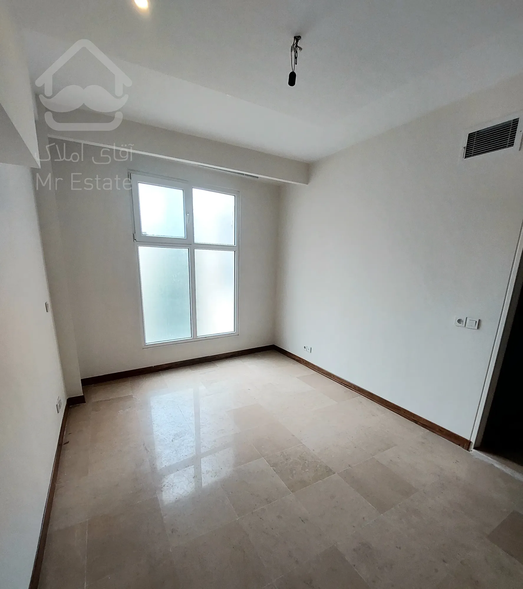 فروش آپارتمان مسکونی ۸۰ متری ۲ خواب نوساز ظفر