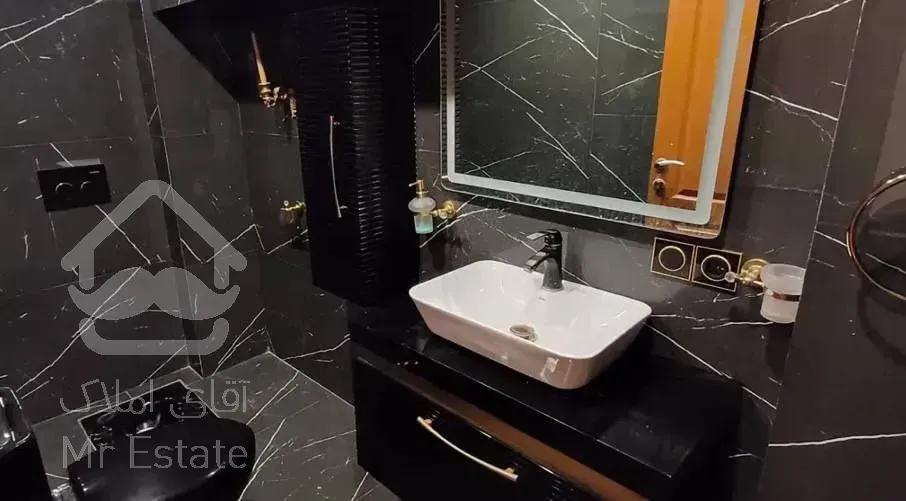 رهن آپارتمان ۲۸۰ متری در زعفرانیه