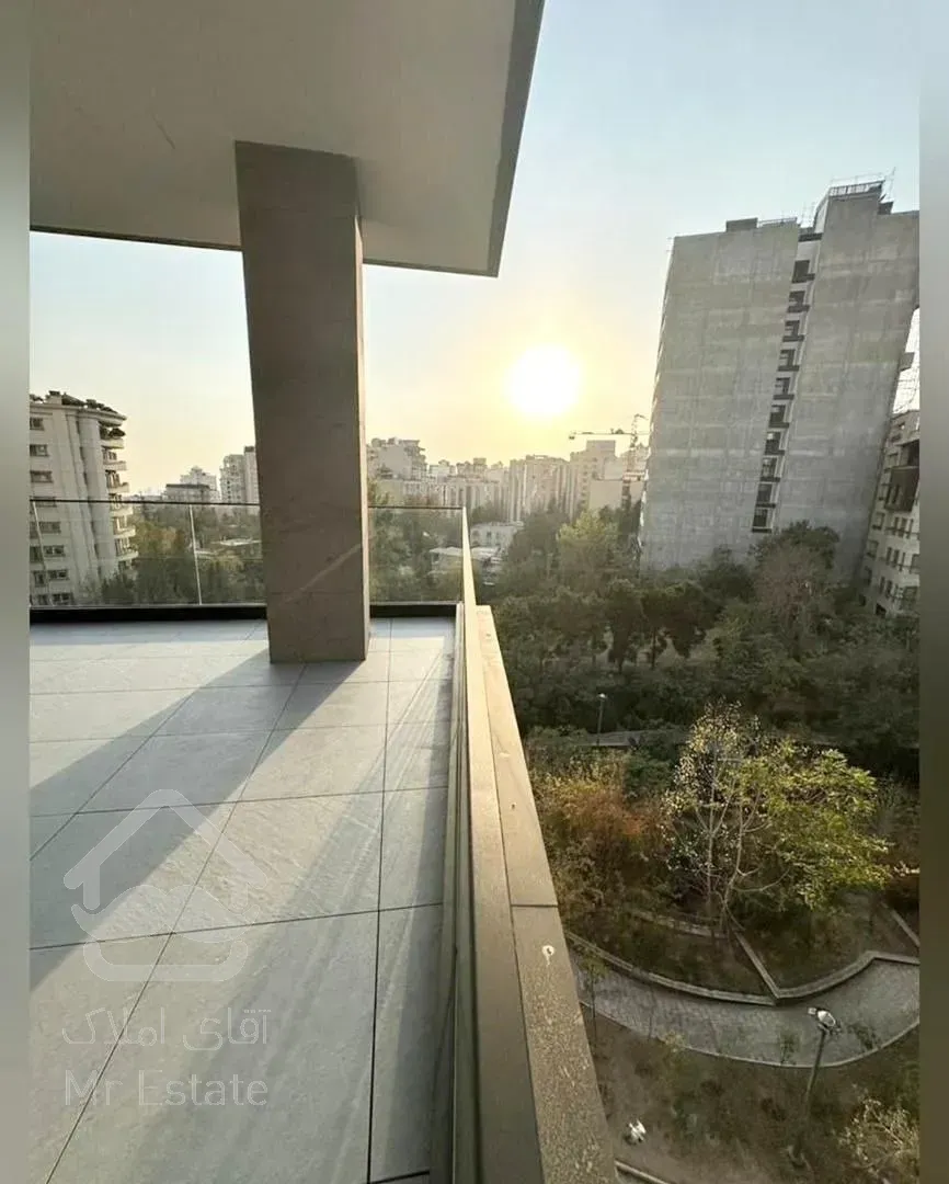 رهن آپارتمان ۴۰۰ متری در زعفرانیه