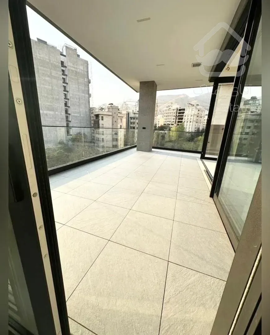 رهن آپارتمان ۴۰۰ متری در زعفرانیه