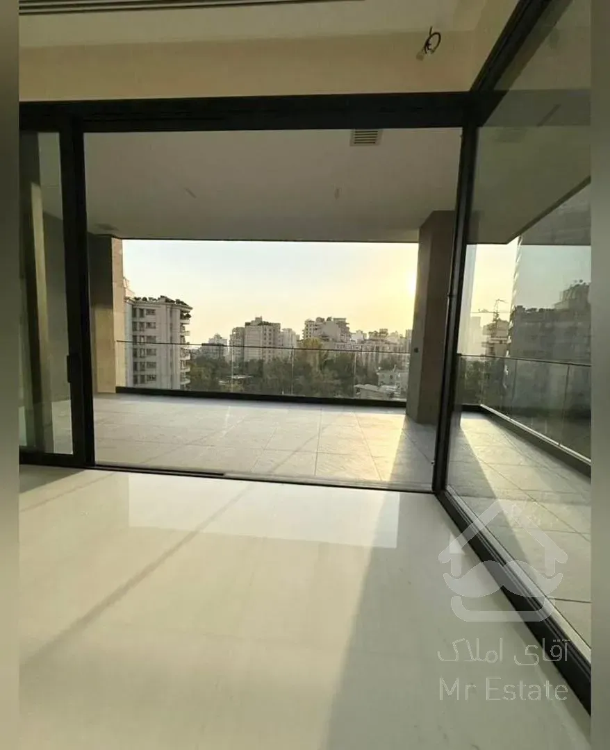 رهن آپارتمان ۴۰۰ متری در زعفرانیه