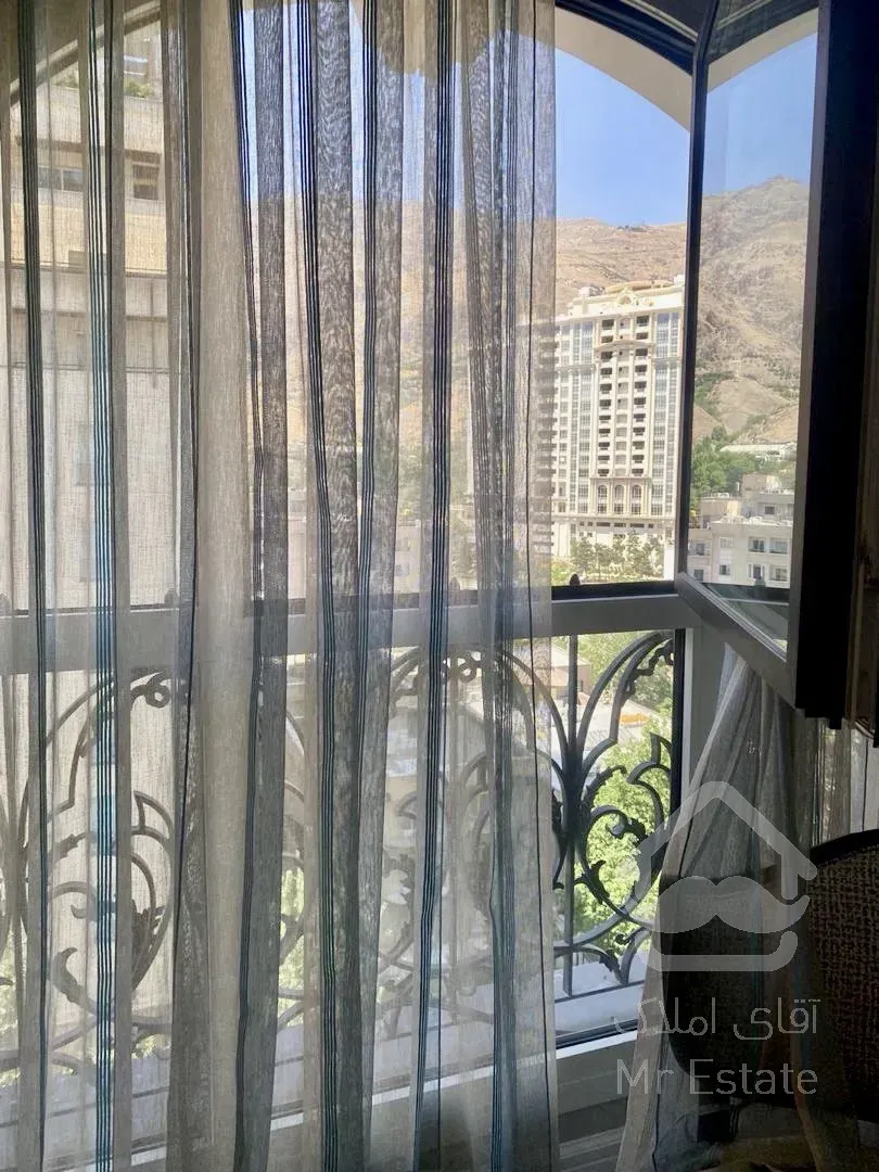 فروش برج باغ ۲۴۰ متری در ولنجک