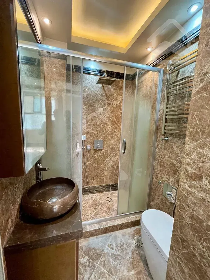 فروش آپارتمان ۱۲۱ متری در زعفرانیه