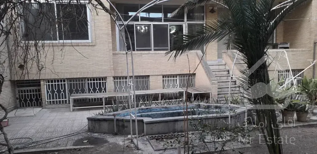 ویلایی لوکیشن عالی ۳۷۰ متر چرخاب