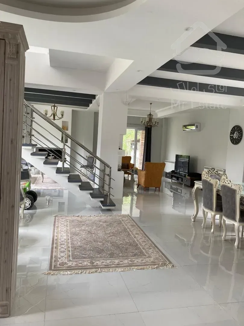 ویلای شهرکی فول امکانات در لوکیشن عالی ونوش