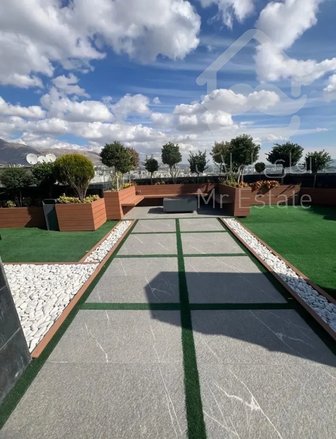 پیش فروش برج قابل تحسین در قلب منطقه پنج