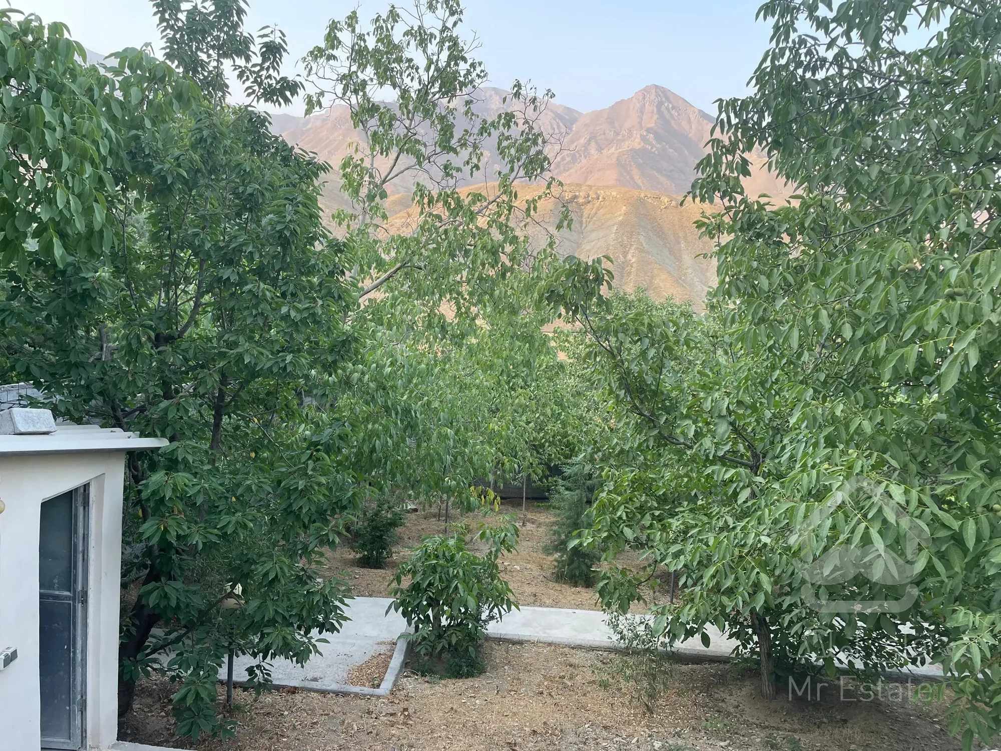 ۱۶۰۰ متر لواسان