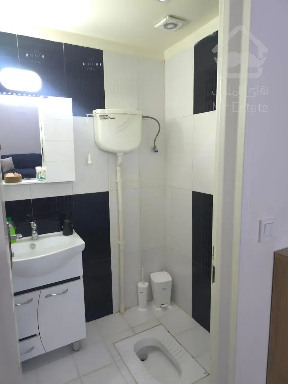 واحد ۶۴ متری کوی بیمه