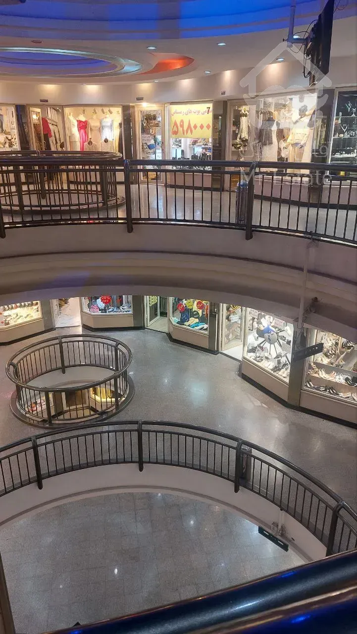 فروش ملک تجاری به متراژ هفده و نیم متر در پاساژ شهریار بابل