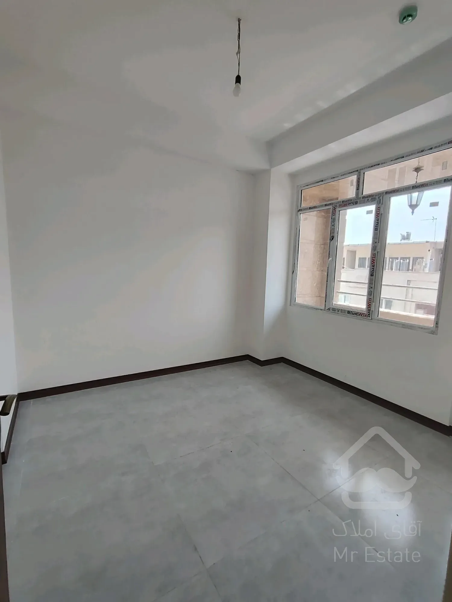 پنت هاوس ۱۸۰ متری ۳ خواب فول امکانات نوساز و لوکس