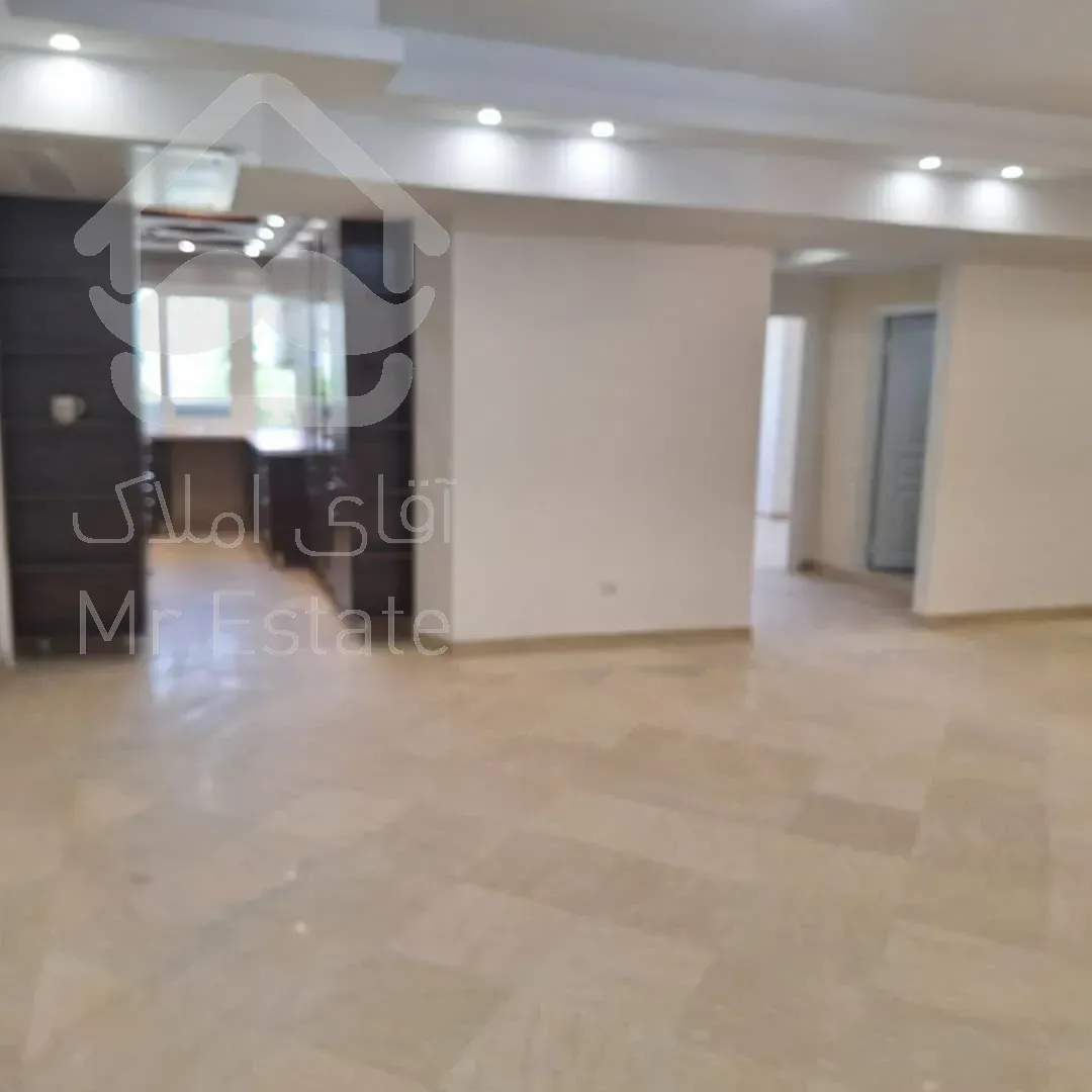 فروش آپارتمان ۶۸متری نما گرانیت کم واحد