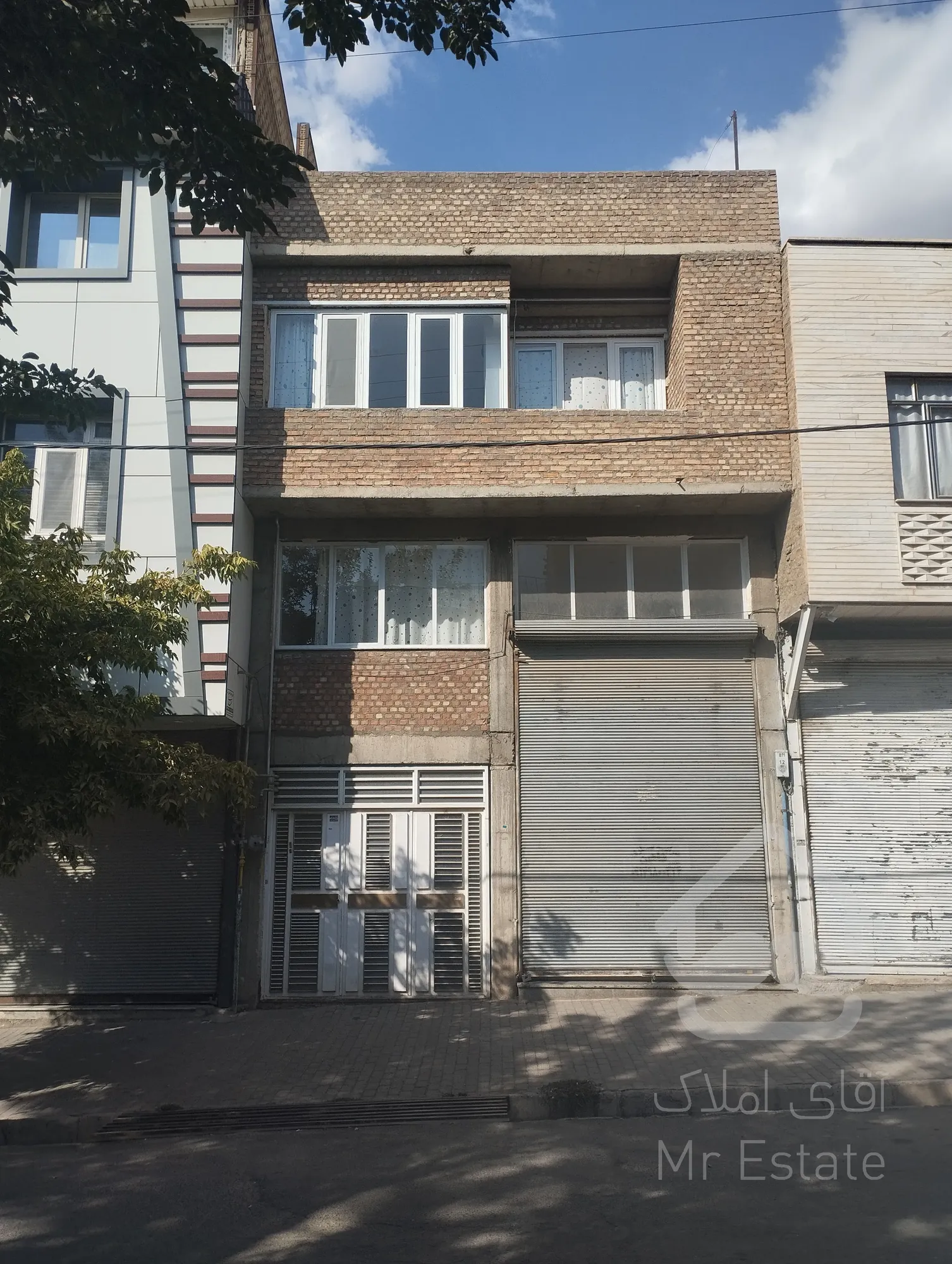 فروش خانه مسکونی و تجاری