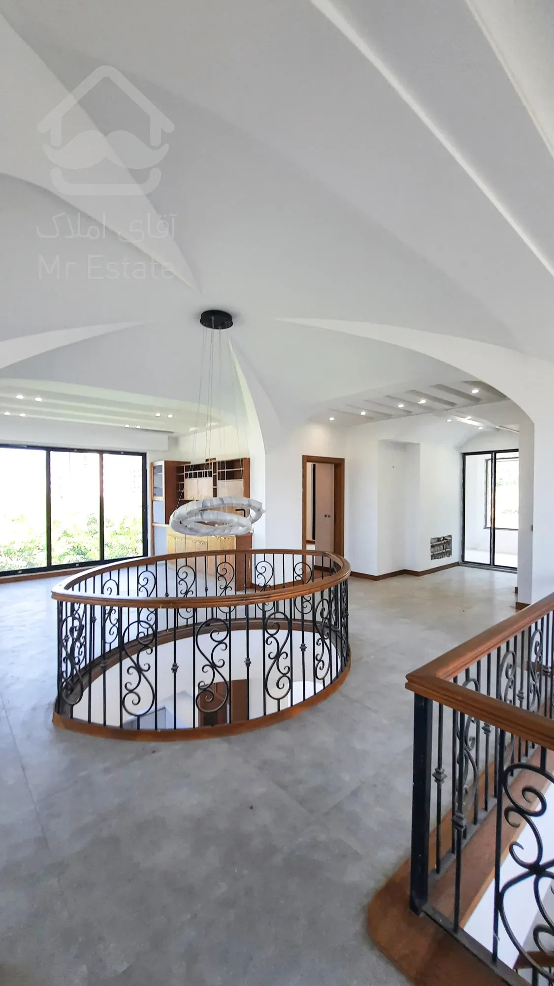 فروش ویلا نوساز با ویو ابدی در محله ۴ نمک‌آبرود