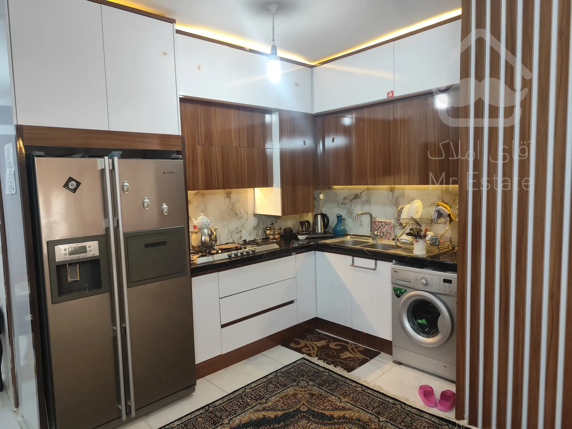 آپارتمان شیک سنددار نزدیک حرم امام رضا ( ع)