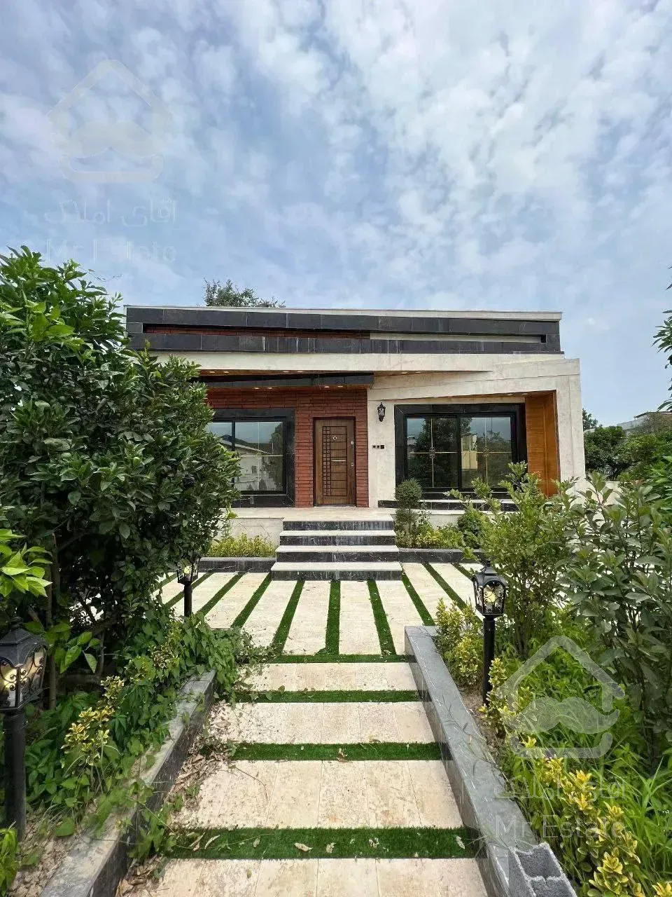 ویلاشمال/جنگلی/نزدیک دریا/سندتک برگ/شهرکی