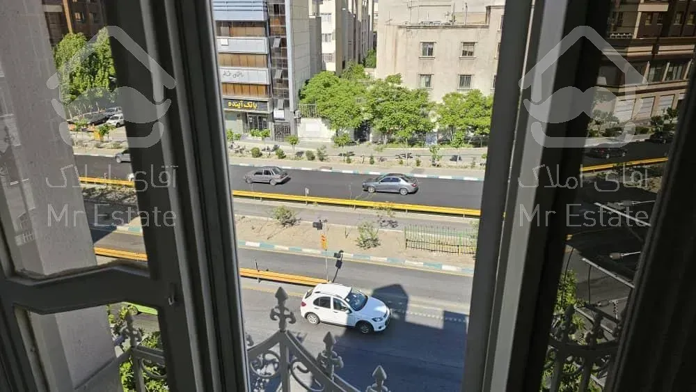 آپارتمان اداری پونک