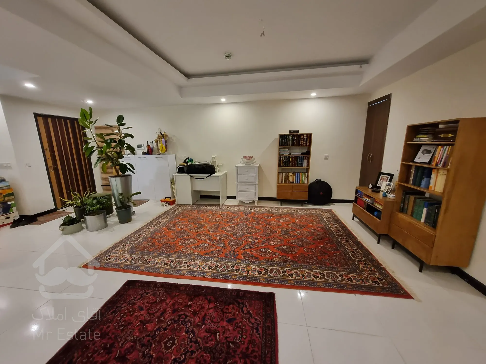 رهن و اجاره آپارتمان ۱۳۵ متری برجهای مسکونی افق اکباتان