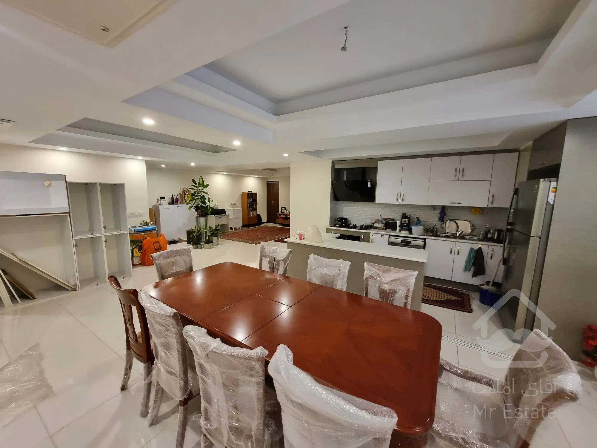 رهن و اجاره آپارتمان ۱۳۵ متری برجهای مسکونی افق اکباتان