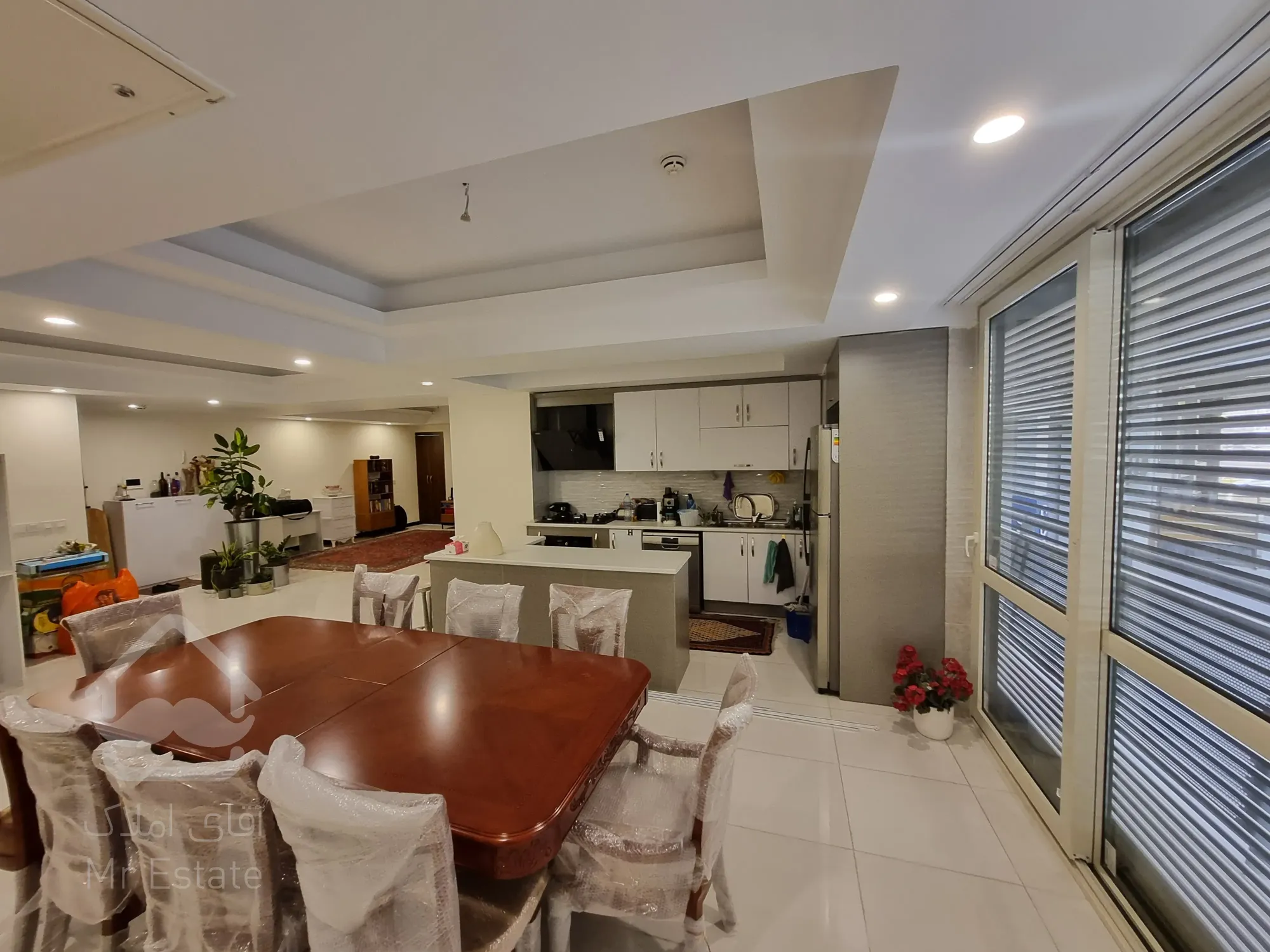 رهن و اجاره آپارتمان ۱۳۵ متری برجهای مسکونی افق اکباتان