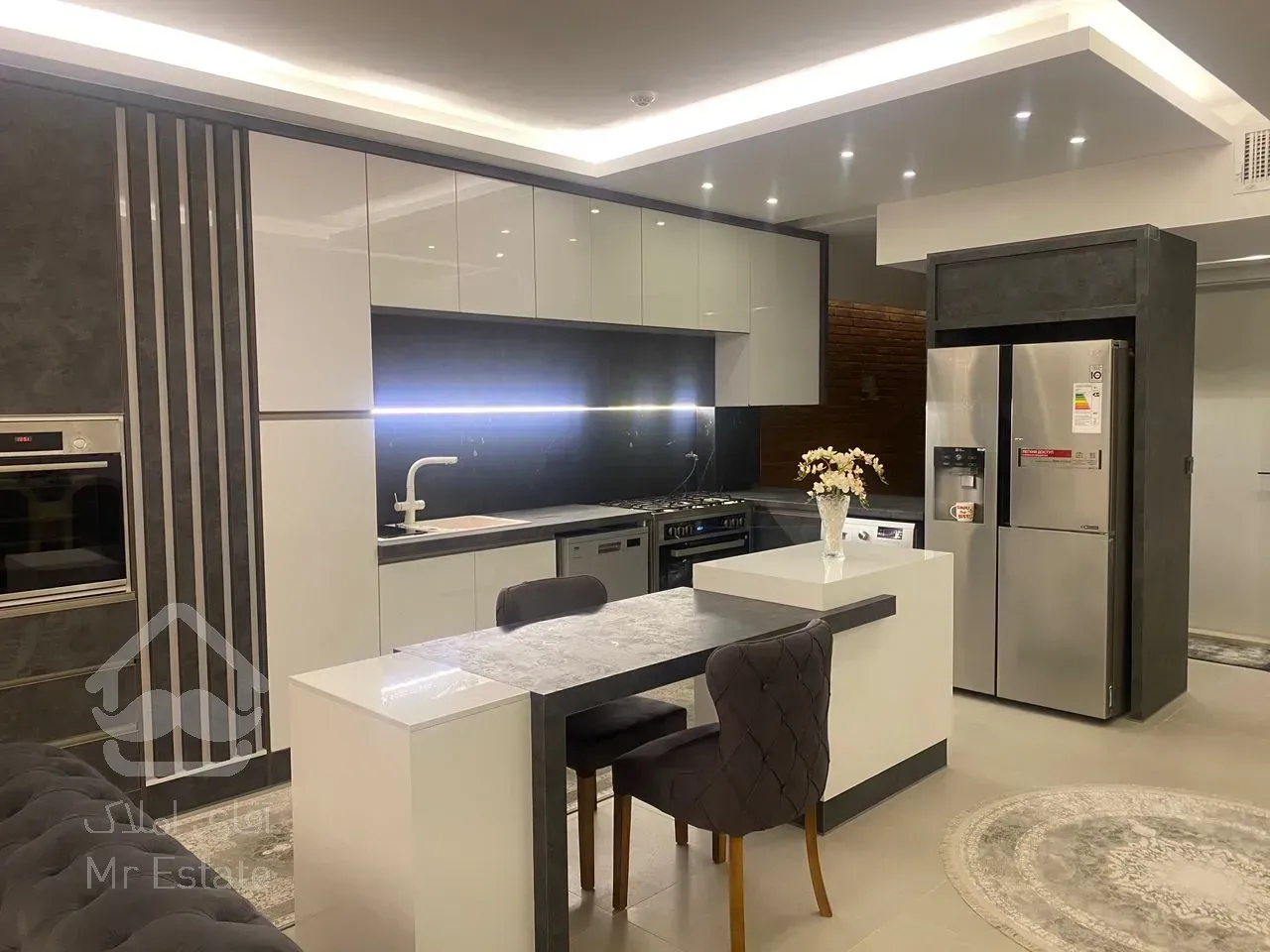 رهن کامل آپارتمان دوخوابه کنارگذر خرازی شیک