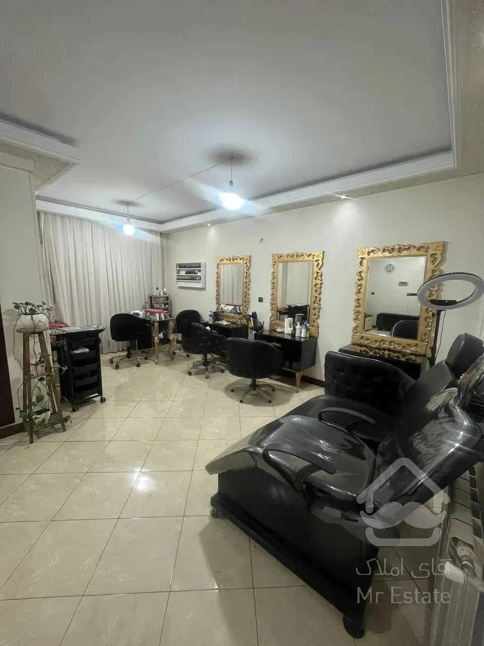 ۷۸ متر بر امام خمینی (سپه) موقعیت اداری تکواحد