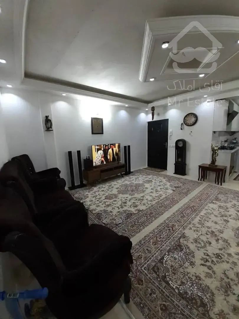 آپارتمان ۷۰متری شیک طبقه اول تک واحد