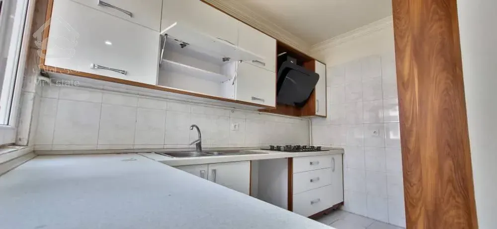 فروش آپارتمان ۶۰متری فول بازسازی شده کم واحد