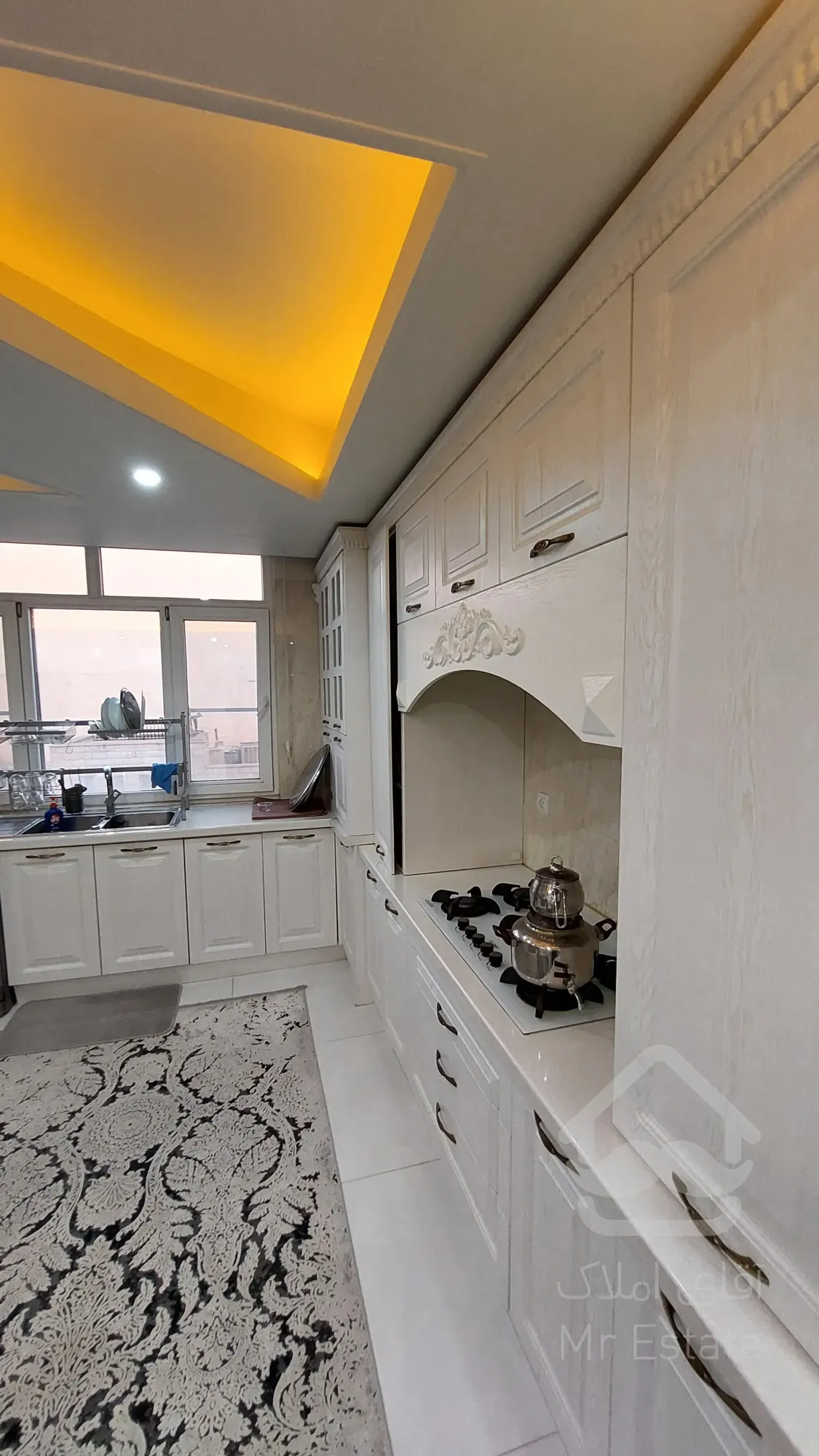 جنت آباد مرکزی ۱۵۰متری ۳خواب ۲پارکینگ