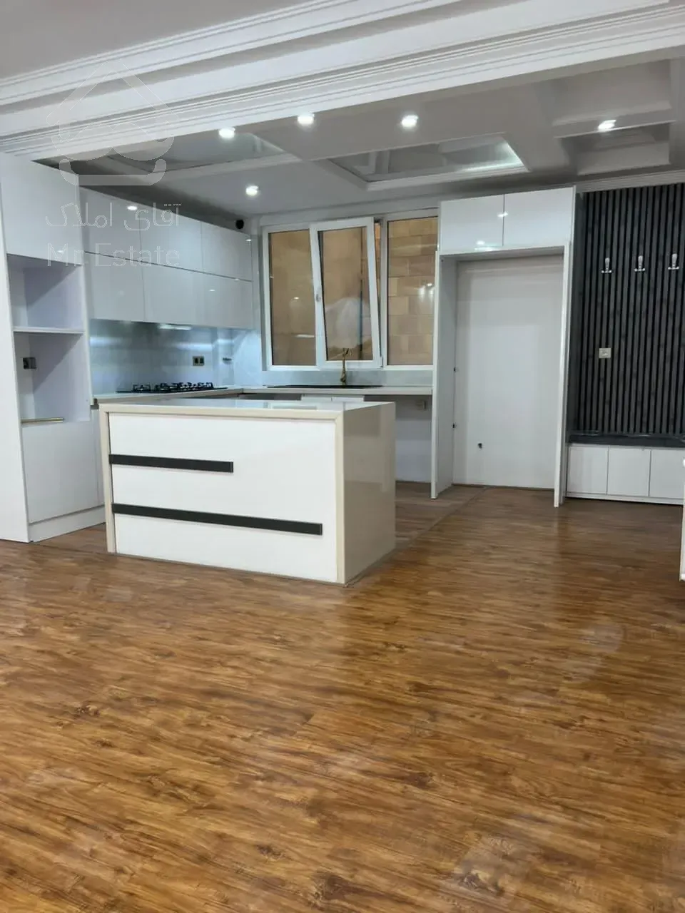 فروش آپارتمان ۸۰متری فول بازسازی فول امکانات تاپ لوکیشن