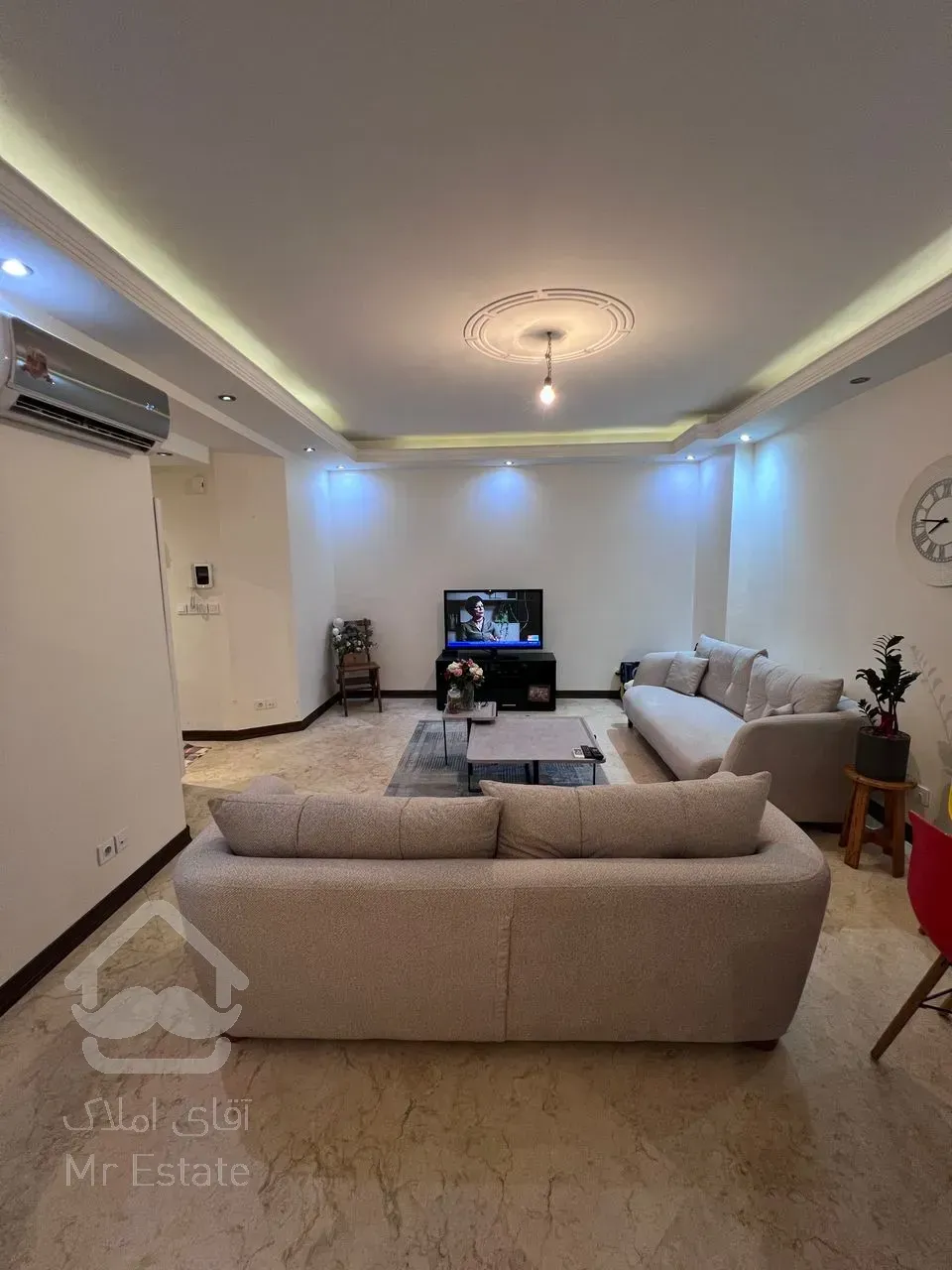 فروش آپارتمان ۶۰متری تاپ لوکیشن زیر قیمت منطقه