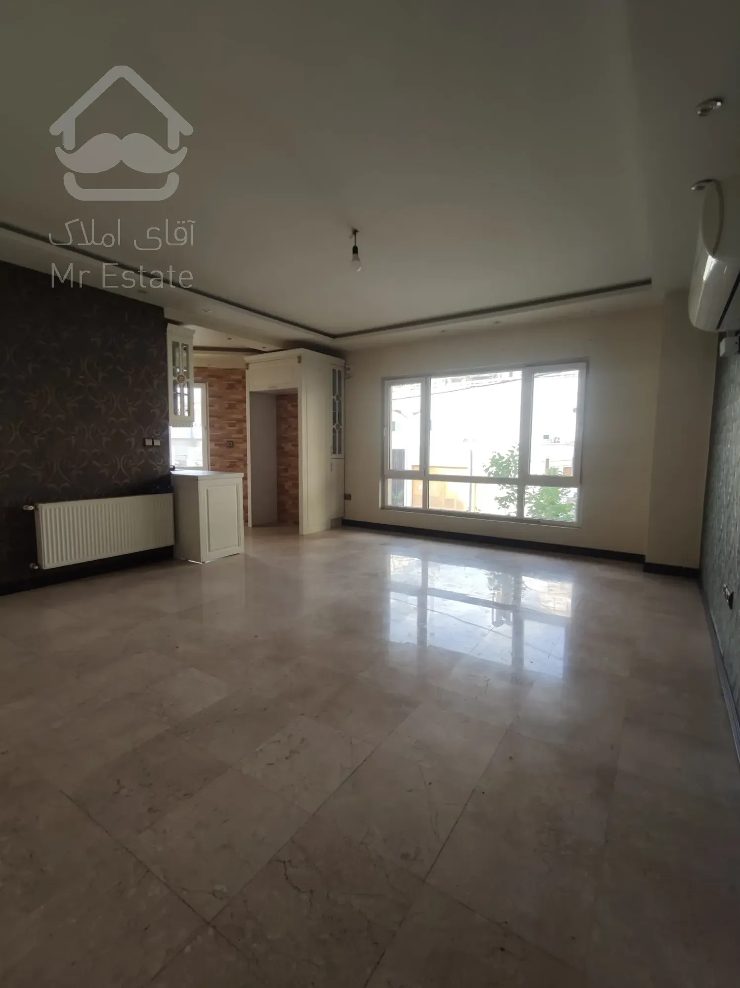 اجاره ۶۰متری نما تراورتن سالن پرده خور