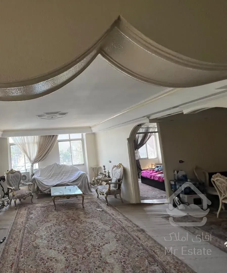 فروش آپارتمان ۱۰۰متر فول امکانات تاپ لوکیشن زیر قیمت منطقه