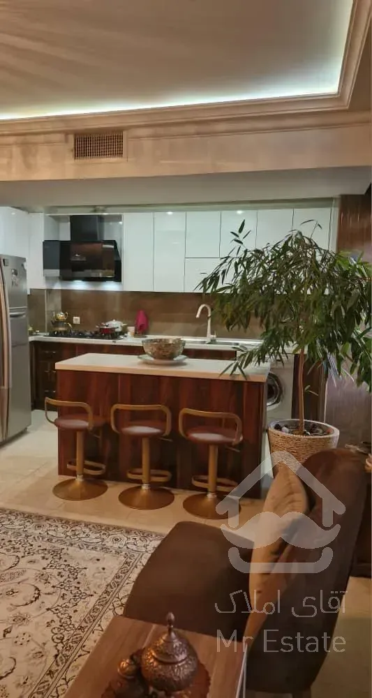 فروش آپارتمان ۱۱۰منری تاپ لوکیشن نور نقشه بینظیر