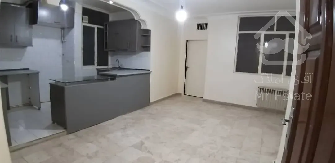 فروش آپارتمان ۷۵متری ۲خوابه بازسازی شده زیر قیمت منطقه