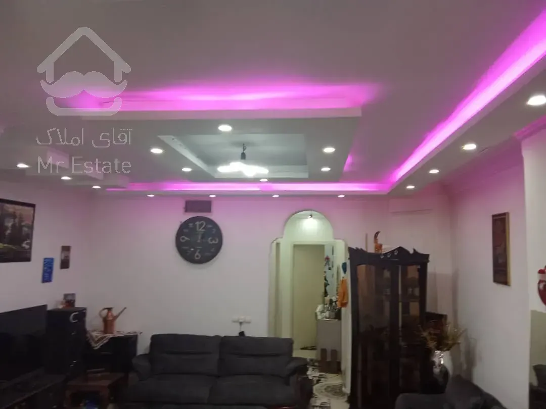 فروش واحد2خواب روبه نماسنددار*انباری*پارکینگ*فاز۱اندیشه