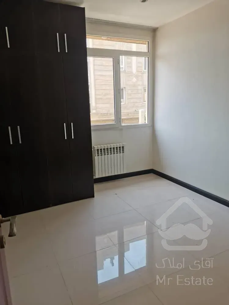 فروش آپارتمان ۸۰متری تاپ لوکیشن کم سن زیر قیمت منطقه