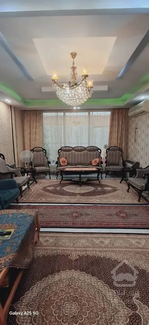 فروش آپارتمان ۱۰۰متری فول امکانات تاپ لوکیشن زیر قیمت منطقه