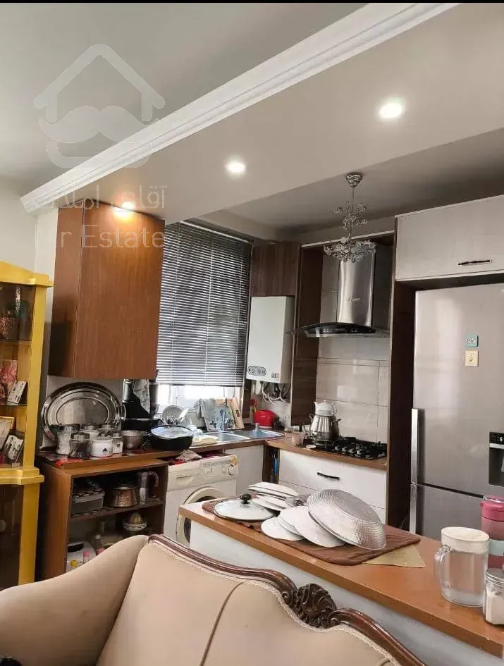 فروش آپارتمان فول امکانات کم سن زیر قیمت منطقه