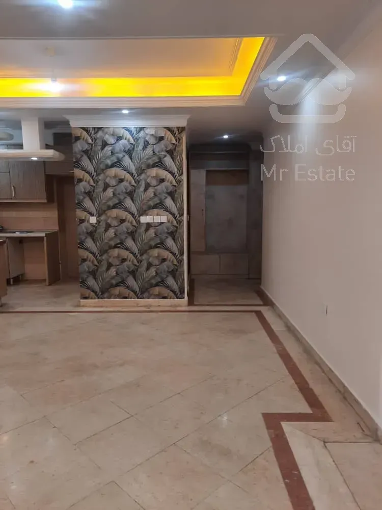 فروش آپارتمان ۹۵متری سالن پرده خور جنوبی نما تراورتن